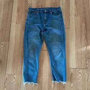American eagle mom jeans